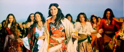 Табор уходит в небо - Скриншот 1